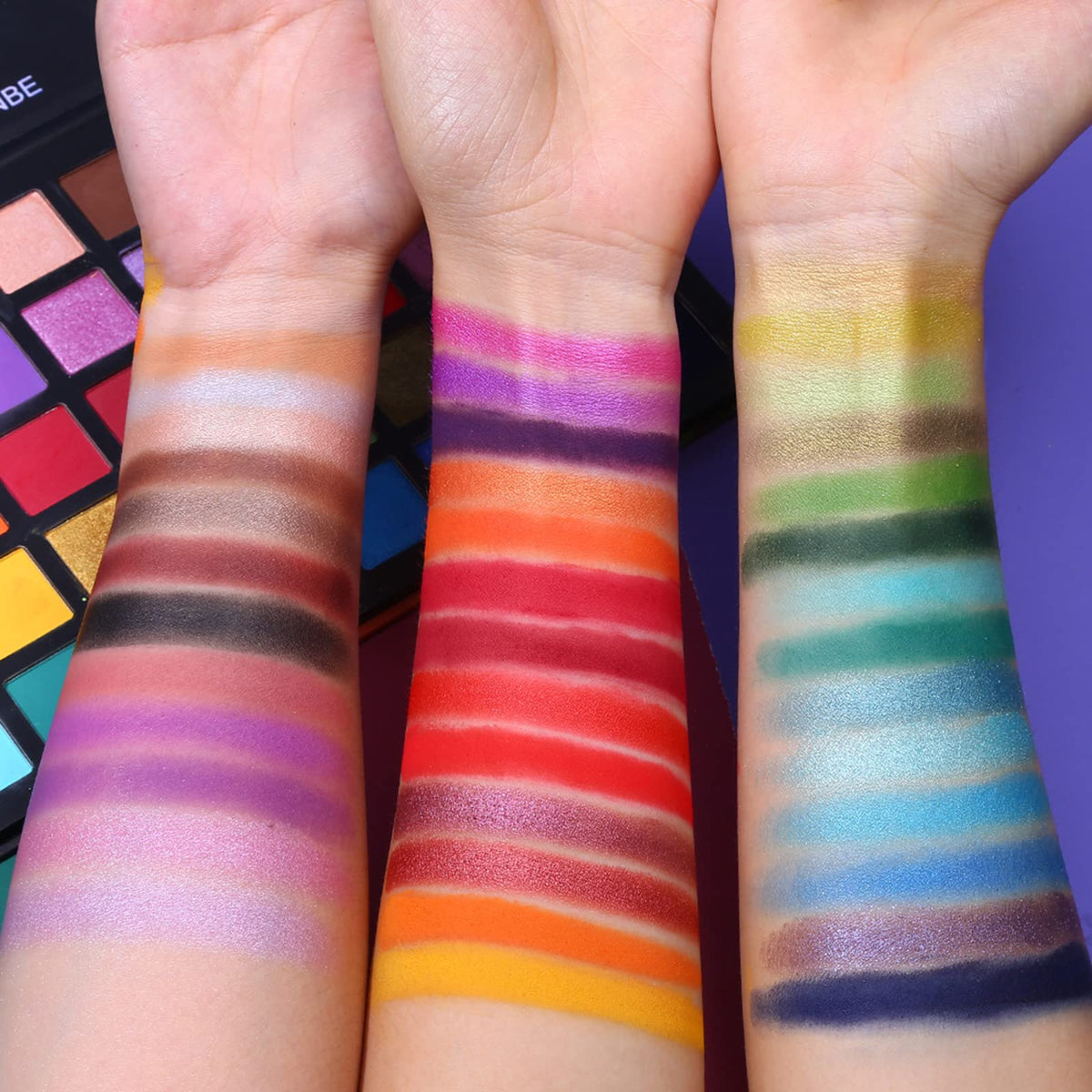 40 Color Matte Shimmer Eyeshadow Palette + 15 Pc Eye Brushes U714