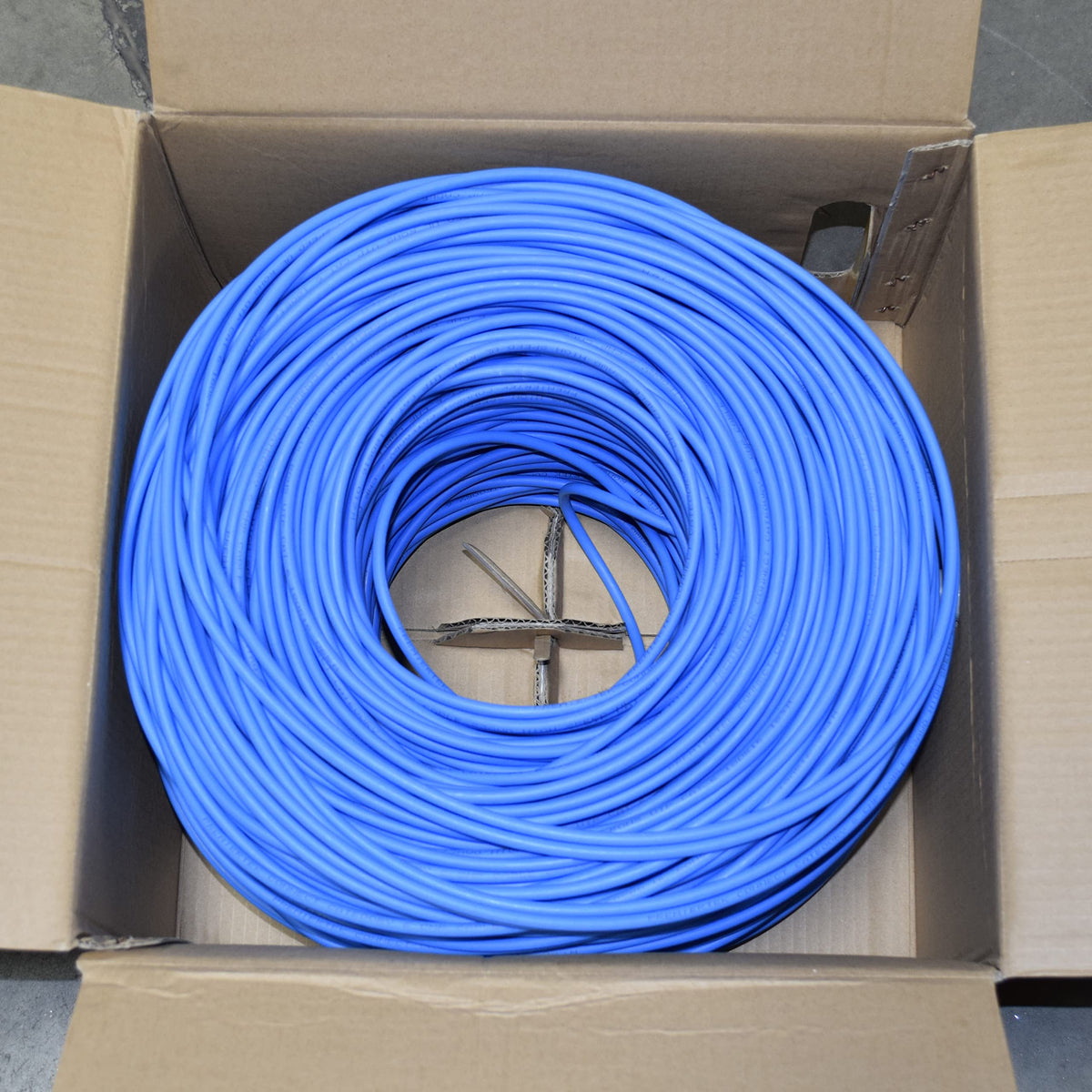 1000Ft Cat6 Plenum 23AWG Solid UTP Network Cable (Blue) V840203